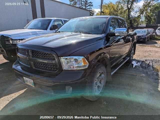 20280657 :رقم المزاد ، 1C6RR7NM4FS568774 vin ، 2015 Dodge Ram 1500 Laramie Crew Cab مزاد بيع