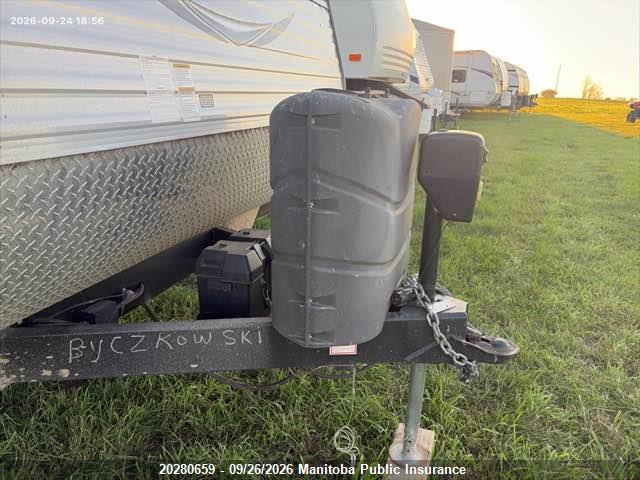 2015 Jayco Jayco მანქანა იყიდება აუქციონზე, vin: 1UJBJ0BT4F1T20227, აუქციონის ნომერი: 20280659