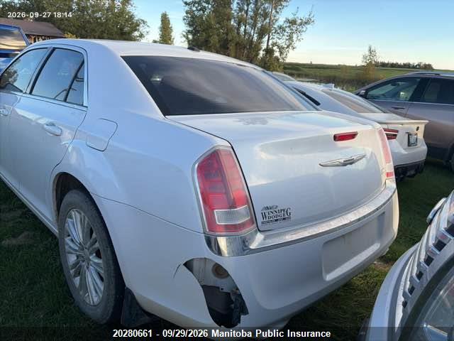 Chrysler 300 2014 2C3CCARG4EH221053 Image 3