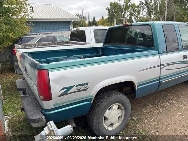 Aukcja sprzedaży 1997 Chevrolet K/v 10/1500 4+cab, vin: 1GCEK19S4VE270630, numer aukcji: 20280669