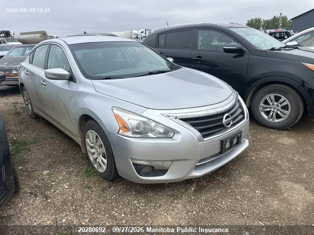 2015 Nissan Altima 2.5 მანქანა იყიდება აუქციონზე, vin: 1N4AL3AP2FN860072, აუქციონის ნომერი: 20280692