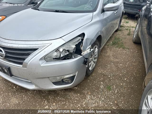 2015 Nissan Altima 2.5 მანქანა იყიდება აუქციონზე, vin: 1N4AL3AP2FN860072, აუქციონის ნომერი: 20280692