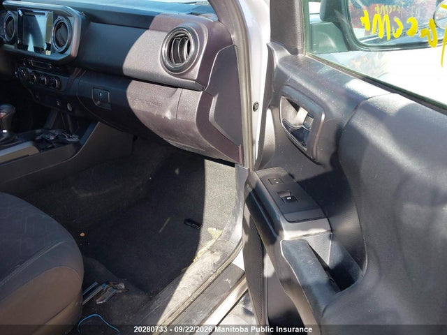 Aukcja sprzedaży 2017 Toyota Tacoma Double Cab V6, vin: 5TFDZ5BN4HX024981, numer aukcji: 20280733