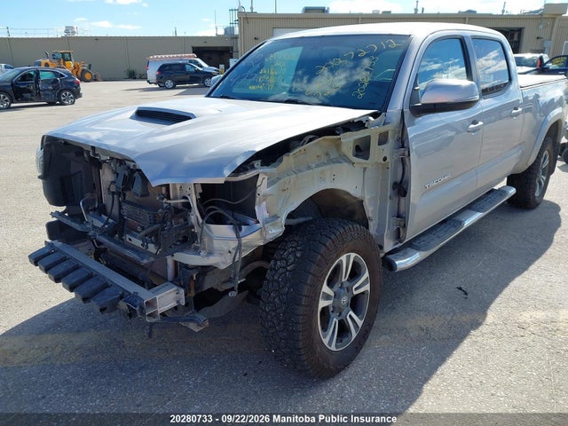Aukcja sprzedaży 2017 Toyota Tacoma Double Cab V6, vin: 5TFDZ5BN4HX024981, numer aukcji: 20280733