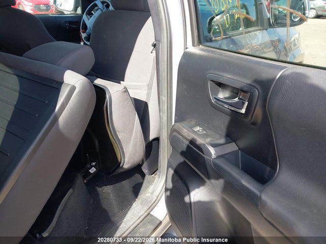 Aukcja sprzedaży 2017 Toyota Tacoma Double Cab V6, vin: 5TFDZ5BN4HX024981, numer aukcji: 20280733