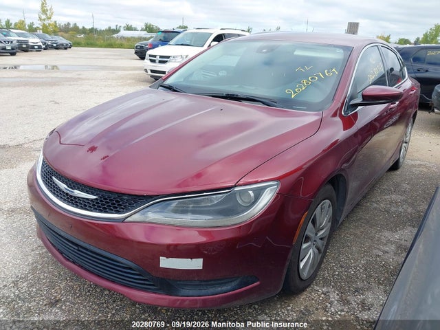 Chrysler 200 LX 2015 1C3CCCFB7FN760456 Image 2