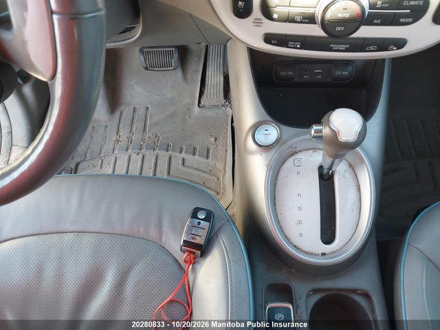 KIA SOUL EV 2016 KNDJX3AE4G7005375 Image 10