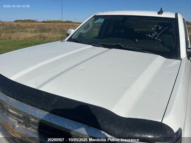 Продажа на аукционе авто 2015 Chevrolet Silverado 1500 Lt Double Cab, vin: 1GCVKREC0FZ420241, номер лота: 20280907