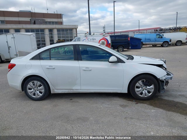 20280942 :رقم المزاد ، 1G1PC5SB7E7429015 vin ، 2014 Chevrolet Cruze Lt Turbo مزاد بيع