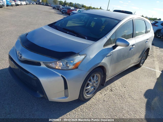 Toyota PRIUS V 2015 JTDZN3EU6FJ033397 Image 2