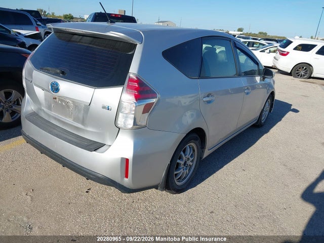 Toyota PRIUS V 2015 JTDZN3EU6FJ033397 Image 4