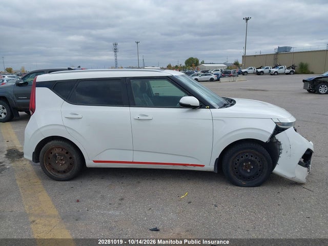 KNDJ33AU9L7088010 KIA Soul Gt-line Limited