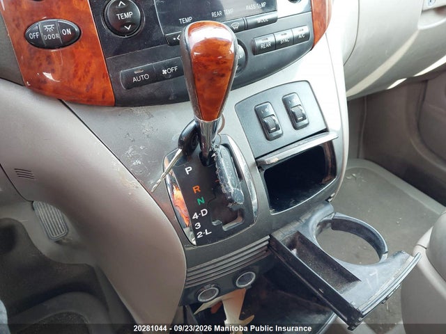 2010 Toyota Sienna Limited V6 მანქანა იყიდება აუქციონზე, vin: 5TDYK4CC9AS339073, აუქციონის ნომერი: 20281044