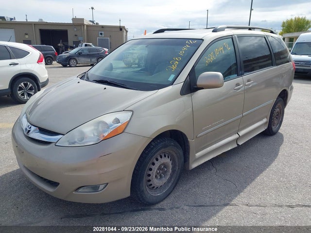 2010 Toyota Sienna Limited V6 მანქანა იყიდება აუქციონზე, vin: 5TDYK4CC9AS339073, აუქციონის ნომერი: 20281044