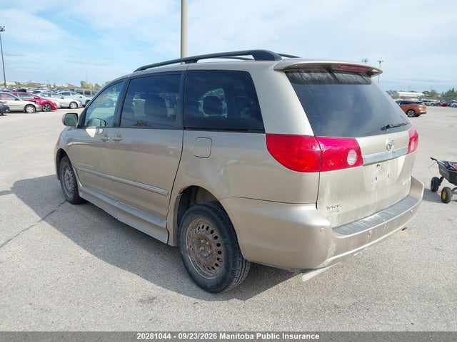 2010 Toyota Sienna Limited V6 მანქანა იყიდება აუქციონზე, vin: 5TDYK4CC9AS339073, აუქციონის ნომერი: 20281044