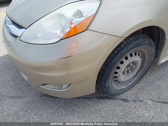 2010 Toyota Sienna Limited V6 მანქანა იყიდება აუქციონზე, vin: 5TDYK4CC9AS339073, აუქციონის ნომერი: 20281044