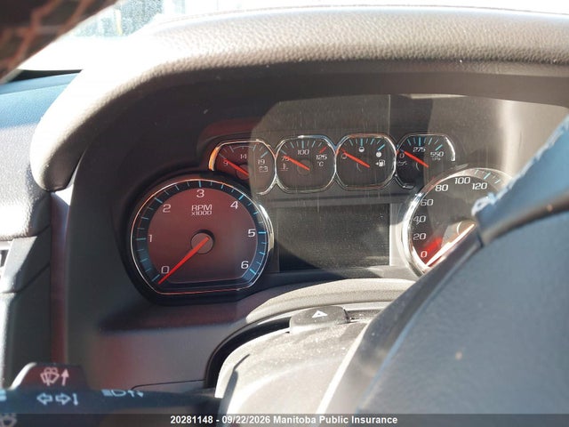 20281148 :رقم المزاد ، 1GNSKHKC2KR219623 vin ، 2019 Chevrolet Suburban 1500 Lt مزاد بيع