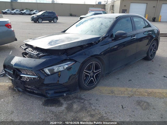 Mercedes Benz A220 4matic 2022 W1K3G4FB4NJ354202 Image 2