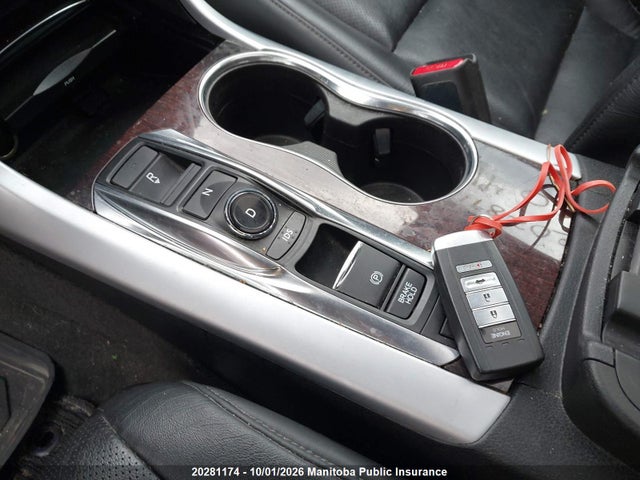 20281174 :رقم المزاد ، 19UUB3F50FA804111 vin ، 2015 Acura Tlx V6 مزاد بيع