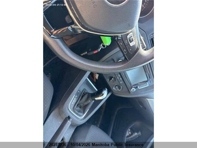 Продажа на аукционе авто 2015 Volkswagen Jetta 2.0, vin: 3VW2K7AJ7FM354104, номер лота: 20281236