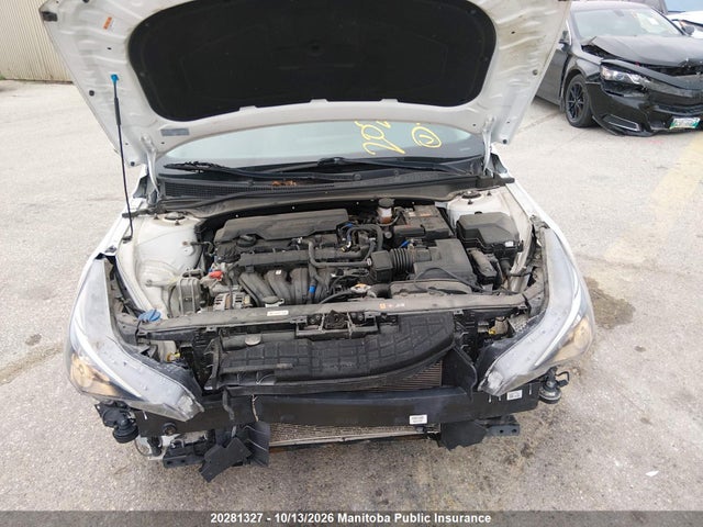 KMHLM4AG7NU335644 Hyundai Elantra Essential