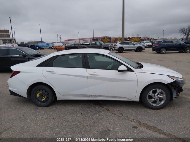 KMHLM4AG7NU335644 Hyundai Elantra Essential