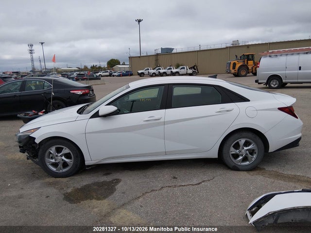 KMHLM4AG7NU335644 Hyundai Elantra Essential