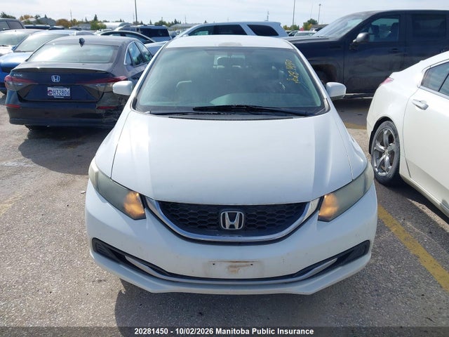 Продажа на аукционе авто 2015 Honda Civic Lx, vin: 2HGFB2F42FH043125, номер лота: 20281450