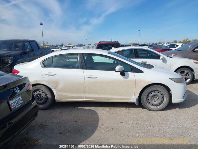 Продажа на аукционе авто 2015 Honda Civic Lx, vin: 2HGFB2F42FH043125, номер лота: 20281450