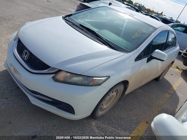 Продажа на аукционе авто 2015 Honda Civic Lx, vin: 2HGFB2F42FH043125, номер лота: 20281450