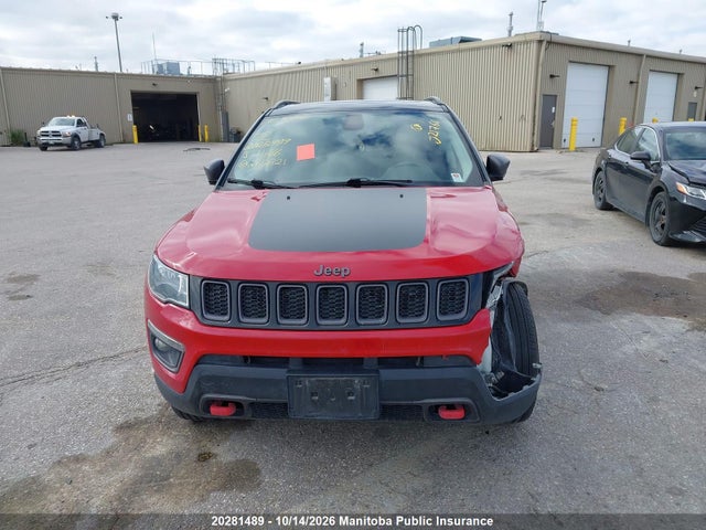 3C4NJDDB0JT265821 Jeep Compass Trailhawk