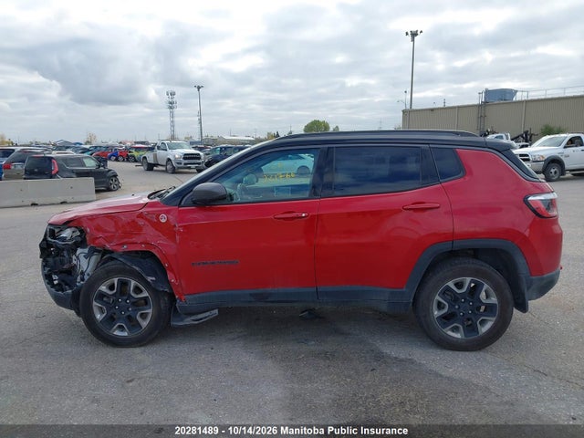 3C4NJDDB0JT265821 Jeep Compass Trailhawk