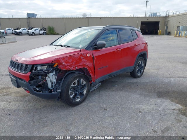 3C4NJDDB0JT265821 Jeep Compass Trailhawk