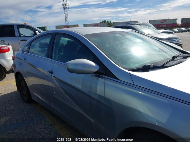 Продажа на аукционе авто 2013 Hyundai Sonata Gl, vin: 5NPEB4AC6DH746915, номер лота: 20281502