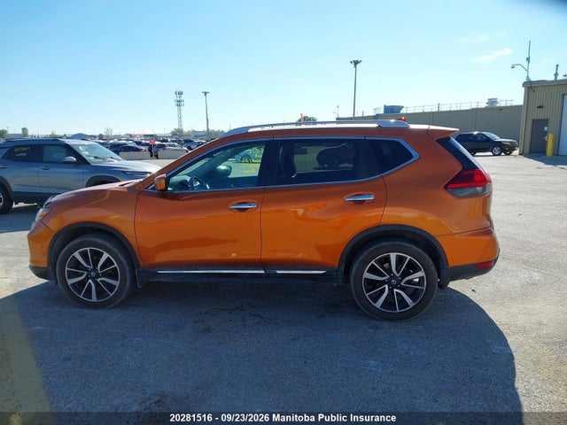 20281516 :رقم المزاد ، 5N1AT2MV3HC740015 vin ، 2017 Nissan Rogue Sl مزاد بيع
