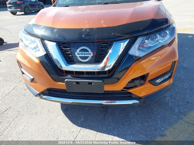 20281516 :رقم المزاد ، 5N1AT2MV3HC740015 vin ، 2017 Nissan Rogue Sl مزاد بيع