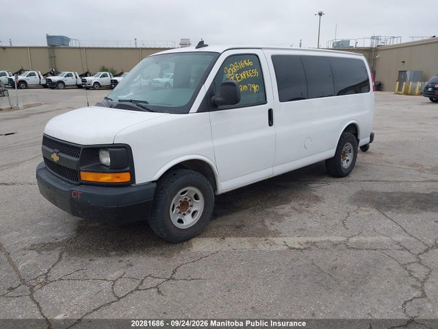 Chevrolet Express 2500 Ls 2017 1GAWGEFF0H1210790 Image 2