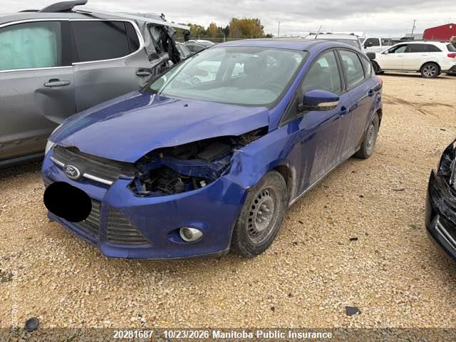 Ford FOCUS SE 2014 1FADP3K26EL328757 Image 2