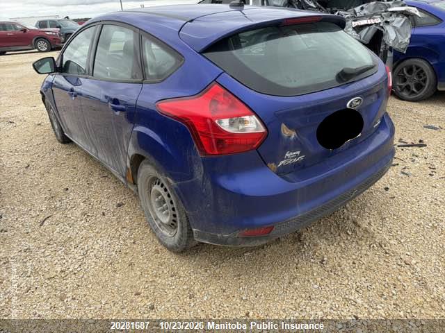 Ford FOCUS SE 2014 1FADP3K26EL328757 Image 3