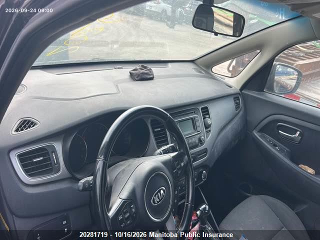 KIA Rondo Lx 2014 KNAHT8A36E7024221 Image 5