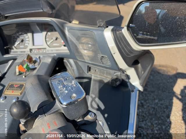 20281764 :رقم المزاد ، 1HFSC2251PA500229 vin ، 1993 Honda Gl1500se Goldwing مزاد بيع
