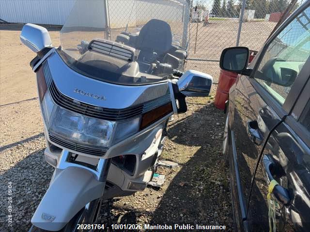 20281764 :رقم المزاد ، 1HFSC2251PA500229 vin ، 1993 Honda Gl1500se Goldwing مزاد بيع