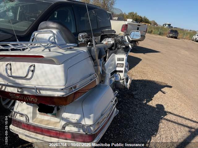 20281764 :رقم المزاد ، 1HFSC2251PA500229 vin ، 1993 Honda Gl1500se Goldwing مزاد بيع