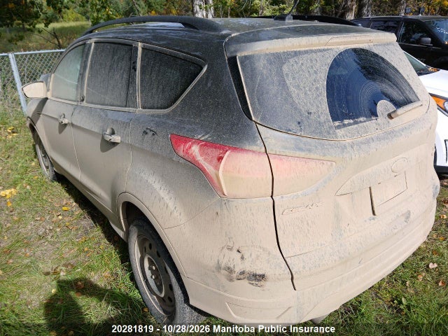 20281819 :رقم المزاد ، 1FMCU9G95FUC70235 vin ، 2015 Ford Escape Se مزاد بيع