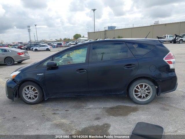 JTDZN3EU8JJ074915 Toyota PRIUS V
