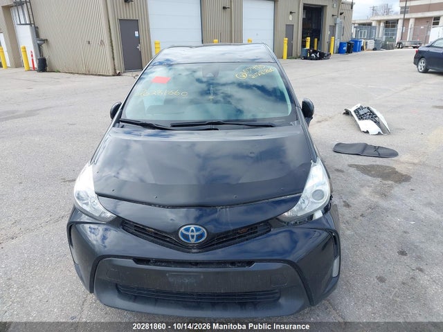 JTDZN3EU8JJ074915 Toyota PRIUS V