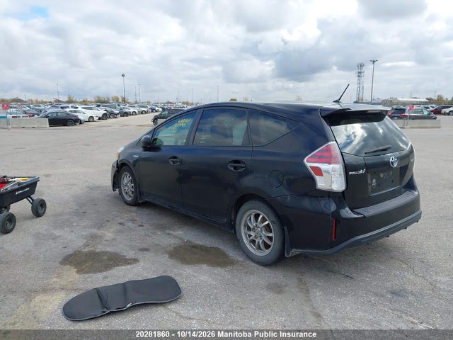 JTDZN3EU8JJ074915 Toyota PRIUS V