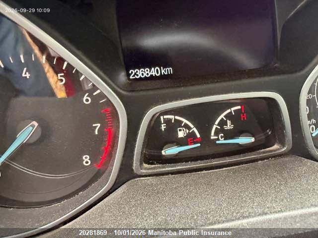 Ford Escape Titanium 2017 1FMCU9J98HUB69928 Image 7