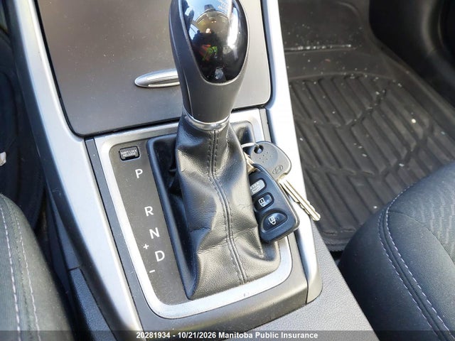 Hyundai ELANTRA GL 2015 5NPDH4AE5FH550947 Image 10