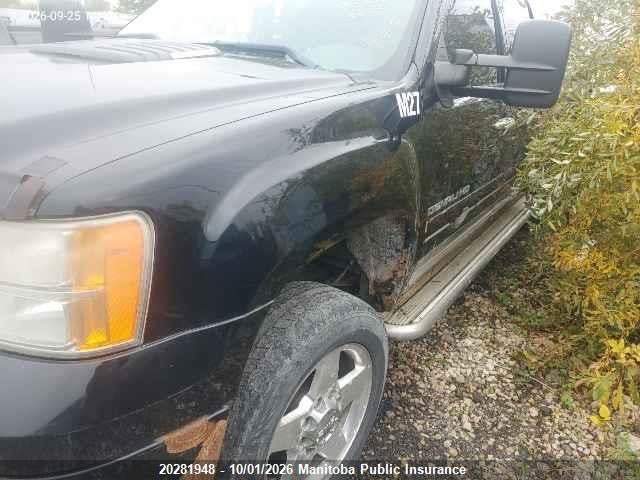20281948 :رقم المزاد ، 1GT125C83BF204546 vin ، 2011 Gmc Sierra 2500 Hd Denali Crew Cab مزاد بيع